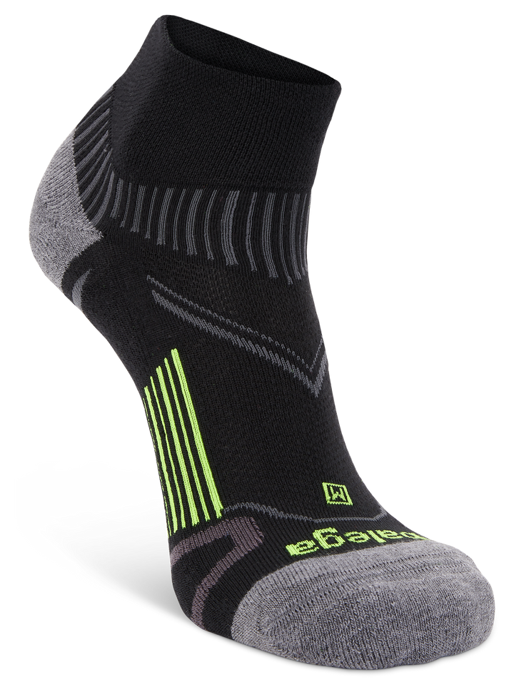 Enduro Quarter Running Socks, Black