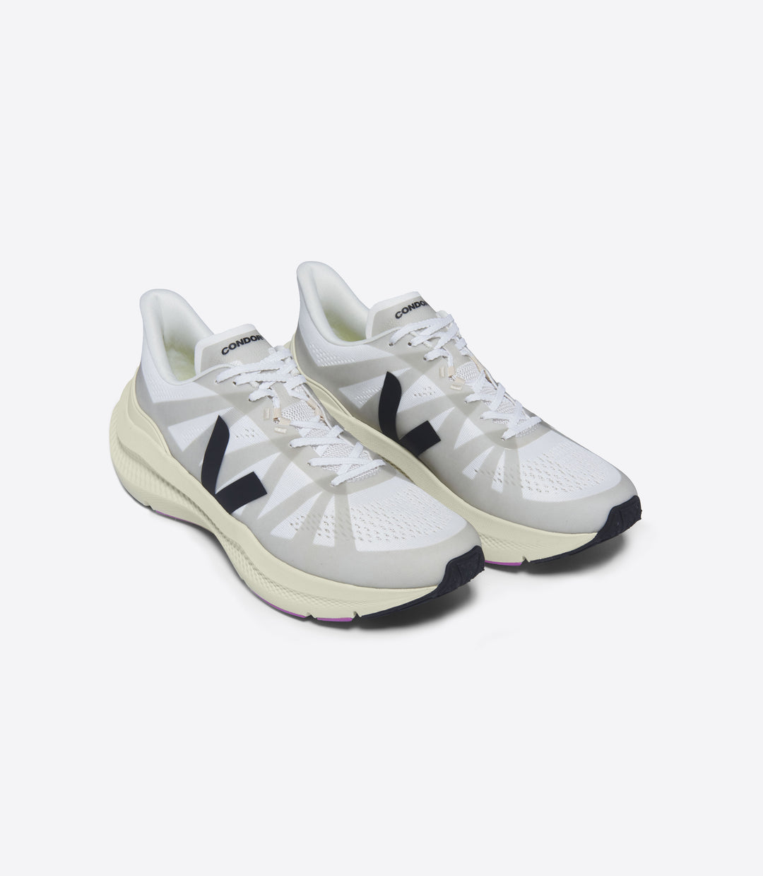 Angled front-side view of Veja Condor 3 Women sustainable running shoes