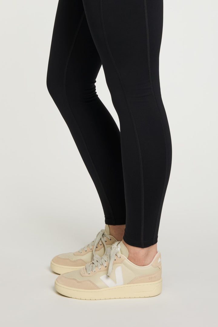 High Rise Pocket Leggings, Black, Close