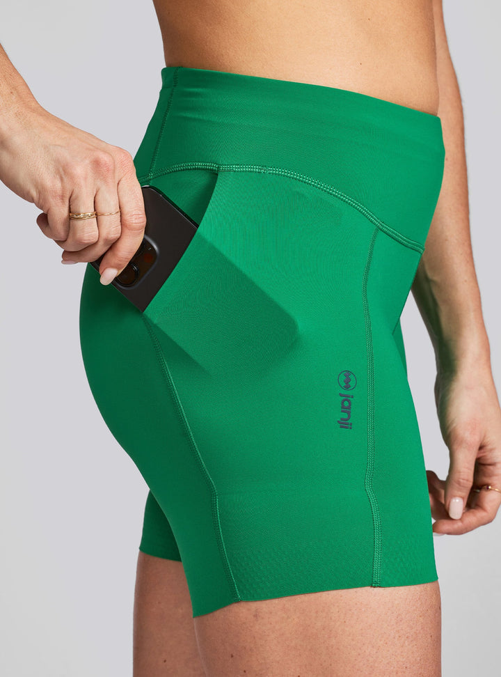 W's 5" Pace Short