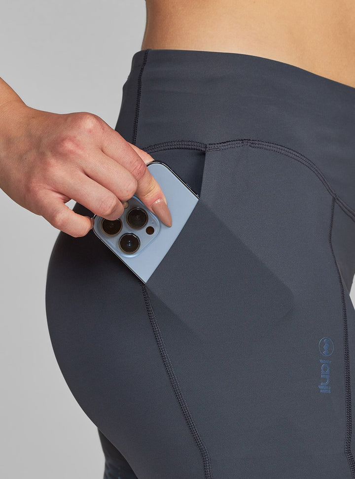 W's 5" Pace Short