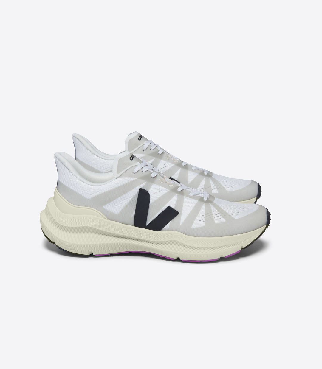 Side view of Veja Condor 3 Women running shoes, shown as a pair