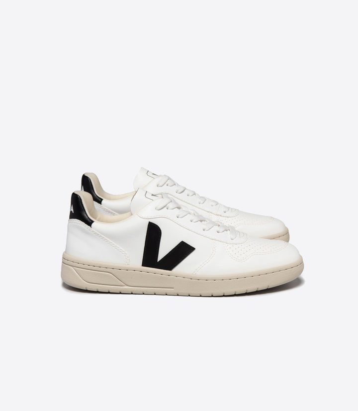 Side view of Veja V-10 Mens leather sneaker in ChromeFree leather